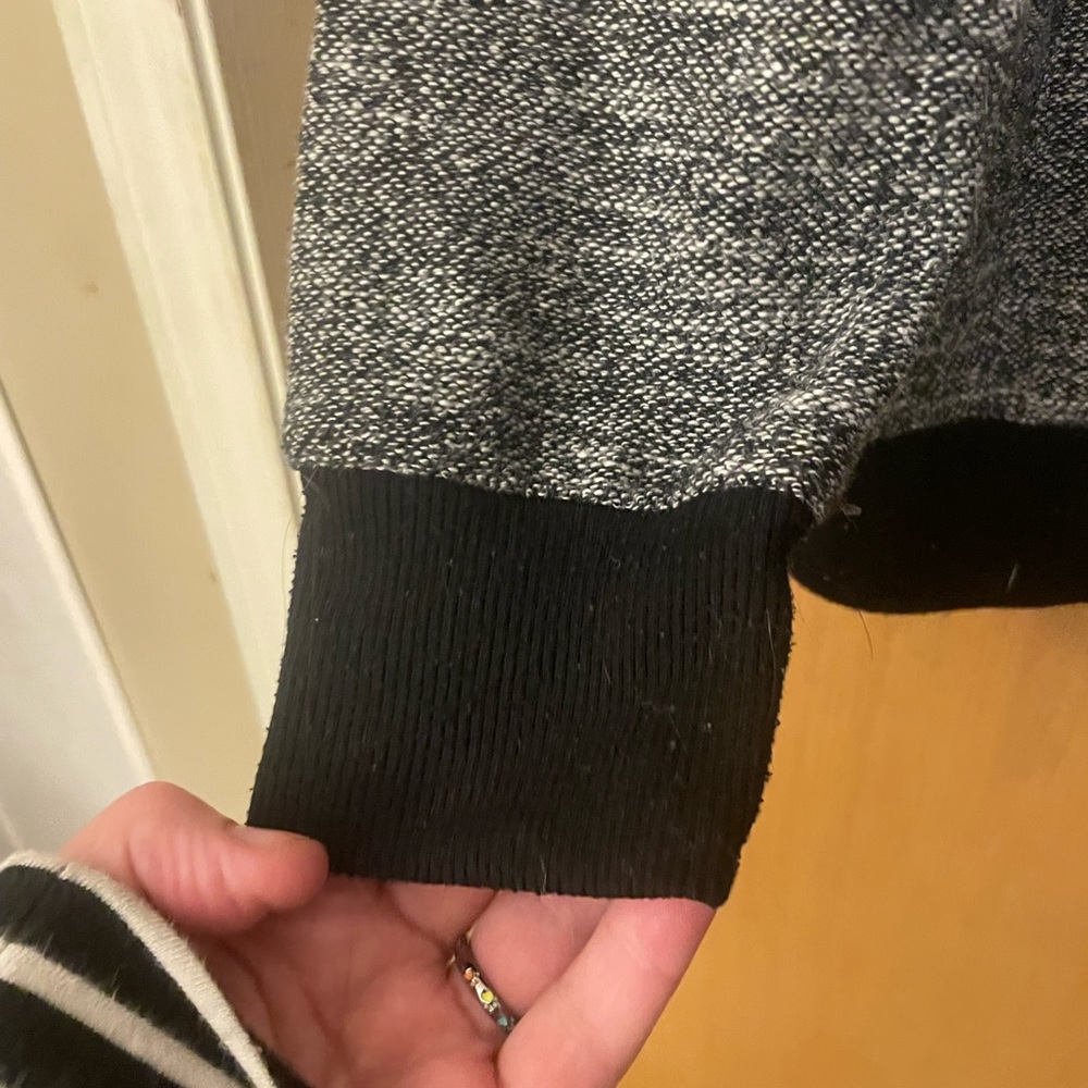 Ladies Roxy pullover long sleeve top - Picture 4 of 8